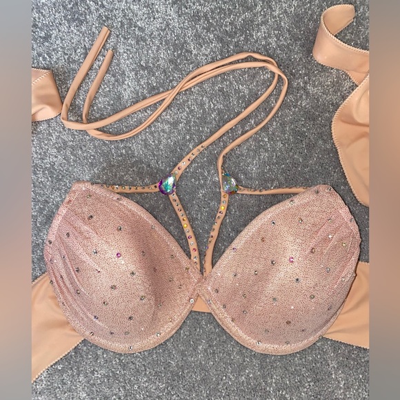 Blush Pink Swarovski Crystal underwire Bikini Top - Picture 2 of 10